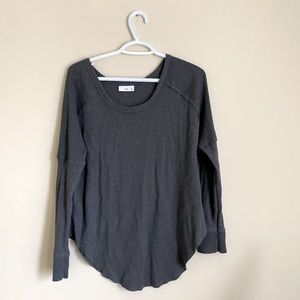 Aritzia TNA Scoop neck Thermal Long Sleeve